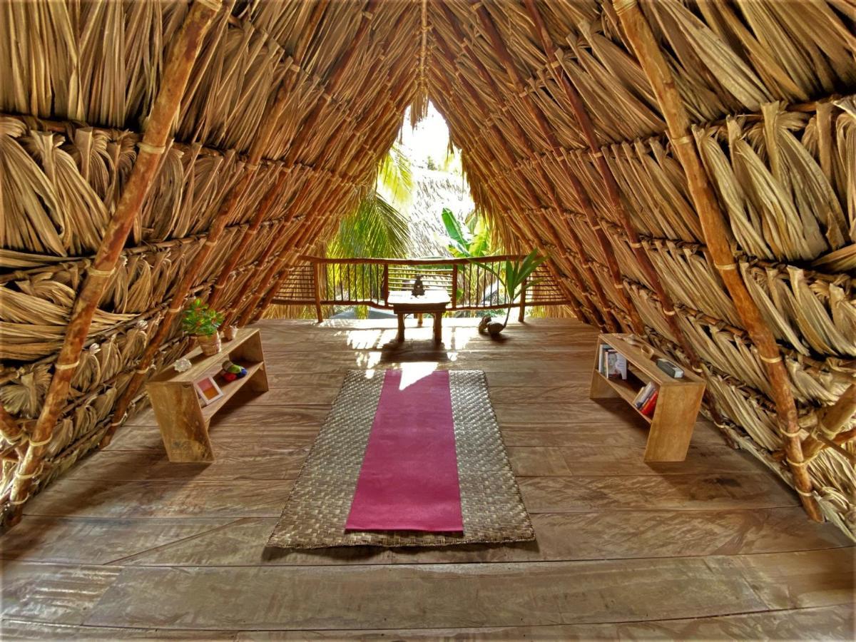 ホテル Isla Fuerte - Wiji Island House Puerto Limon エクステリア 写真