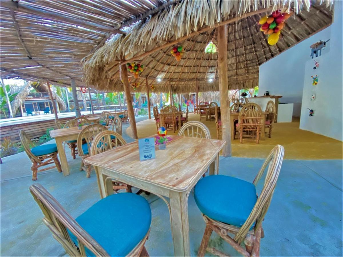 ホテル Isla Fuerte - Wiji Island House Puerto Limon エクステリア 写真
