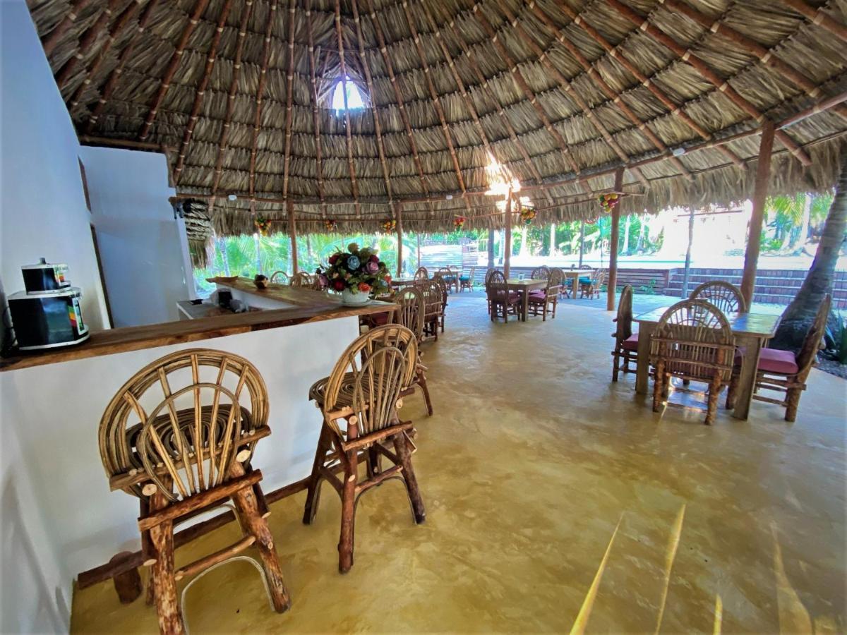 ホテル Isla Fuerte - Wiji Island House Puerto Limon エクステリア 写真